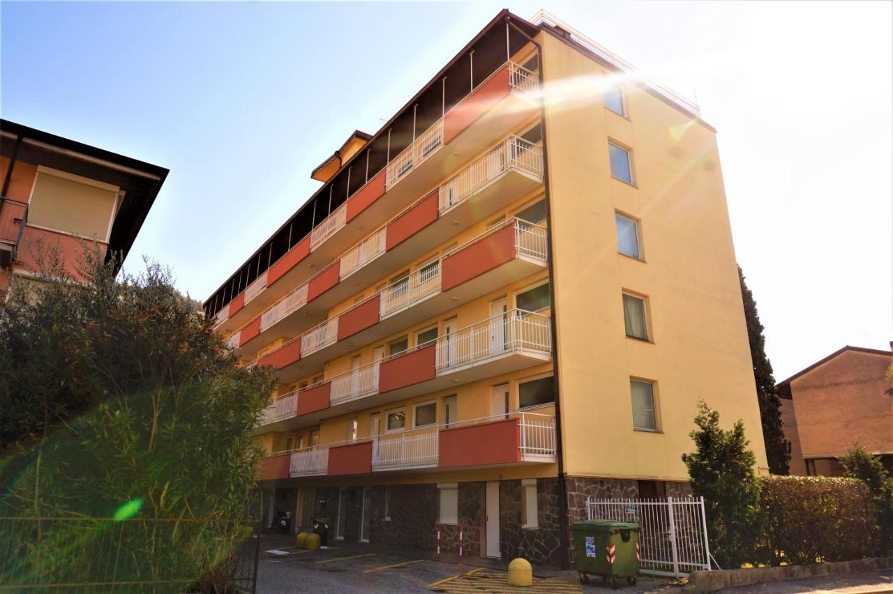 Apartment Brione Riva del Garda Ngoại thất bức ảnh